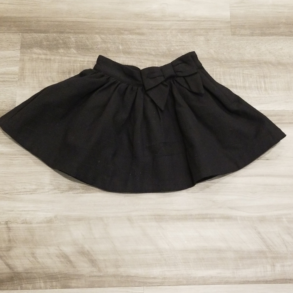 Janie and Jack Black Bow Skirt
